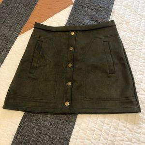 Green high wasted mini skirt. Super soft!